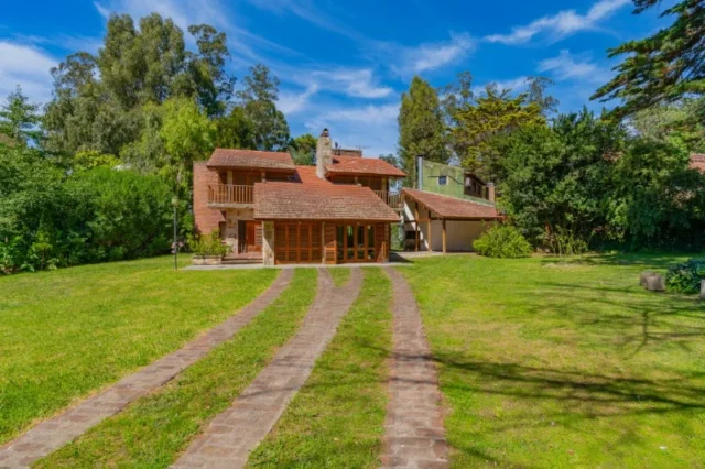 Casas, chalets en Venta — Las Margaritas 4310