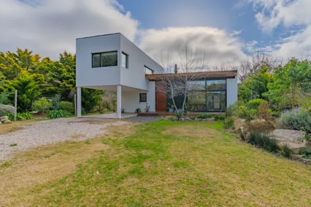 Casas, chalets en Venta — Floreal Gorini 349