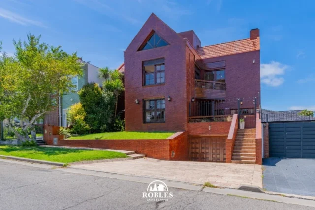 Casas, chalets en Venta — Paunero 4420