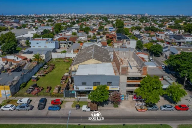 Depósitos en Venta — Champagnat 2454