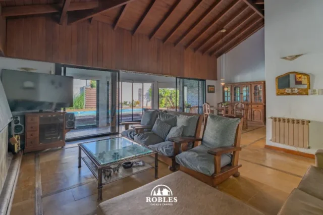 Casas, chalets en Venta — San Juan 3593