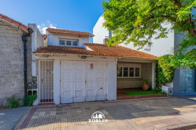 Casas, chalets en Venta — Garay 1847