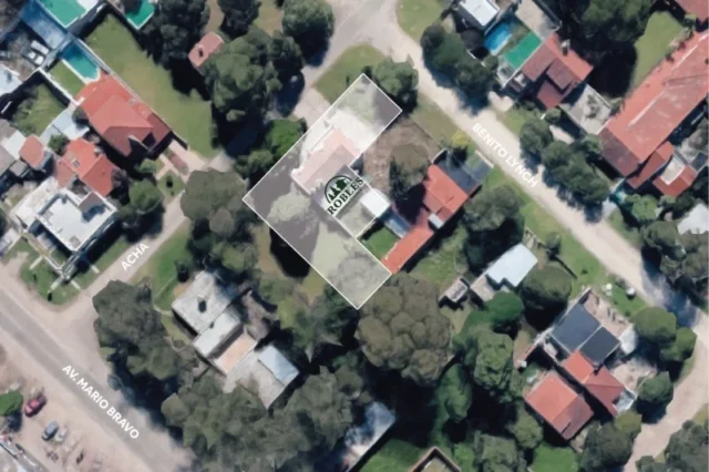 Lotes y terrenos en Venta — Acha 3122