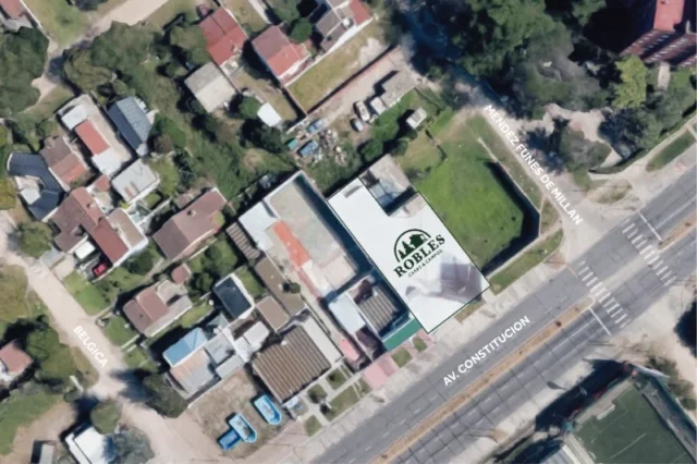 Lotes y terrenos en Venta — Av. Constitucion 7162
