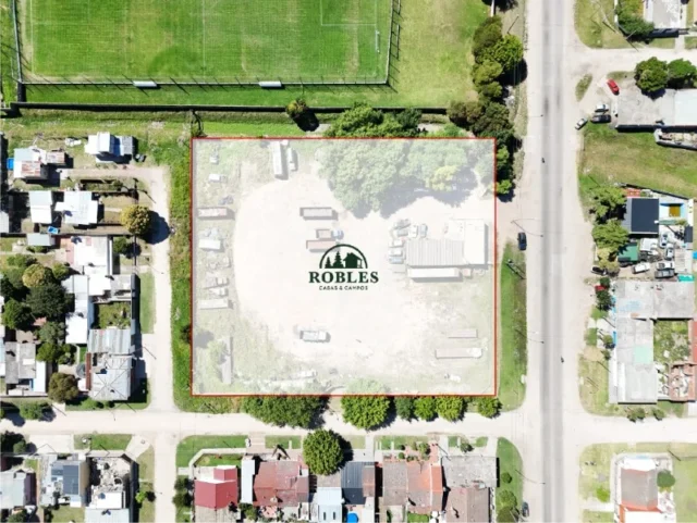 Lotes y terrenos en Venta — Av. Colon 8449
