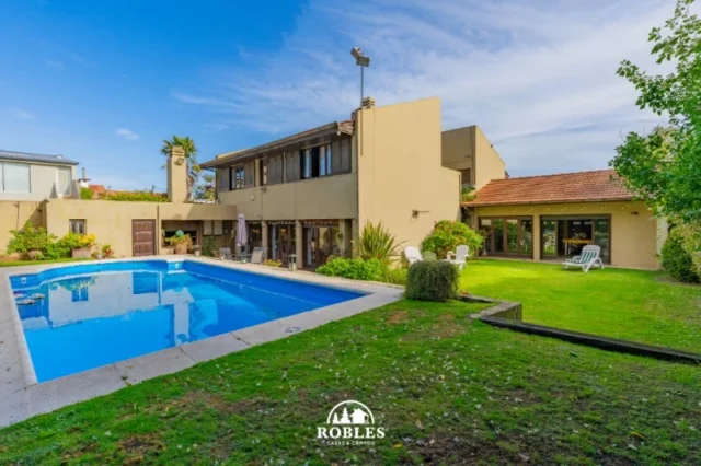 Casas, chalets en Venta — Vieytes 1141