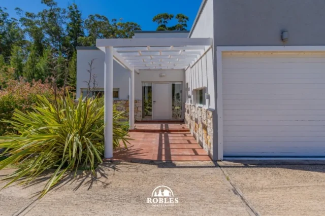 Casas, chalets en Venta — 5F2C+46 Atlantida