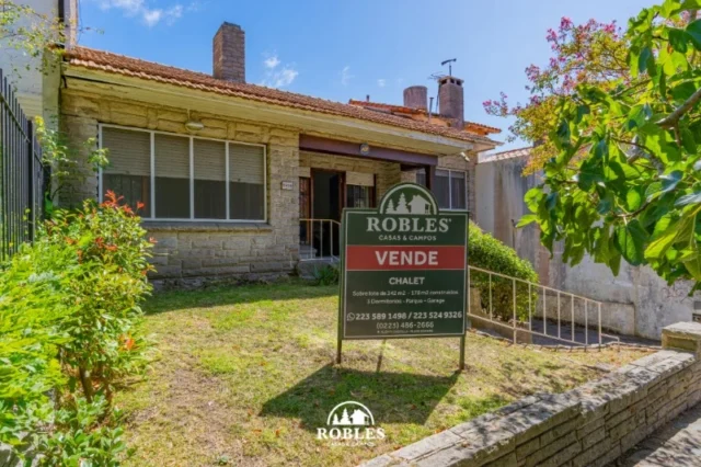 Casas, chalets en Venta — Alem 2829