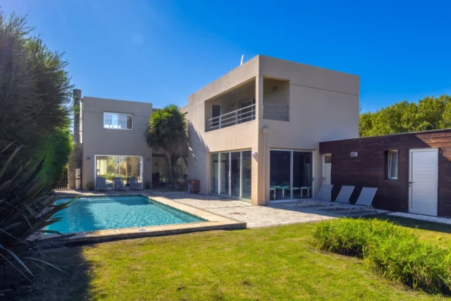 Casas, chalets en Venta — WCC6+XG Mar del Plata