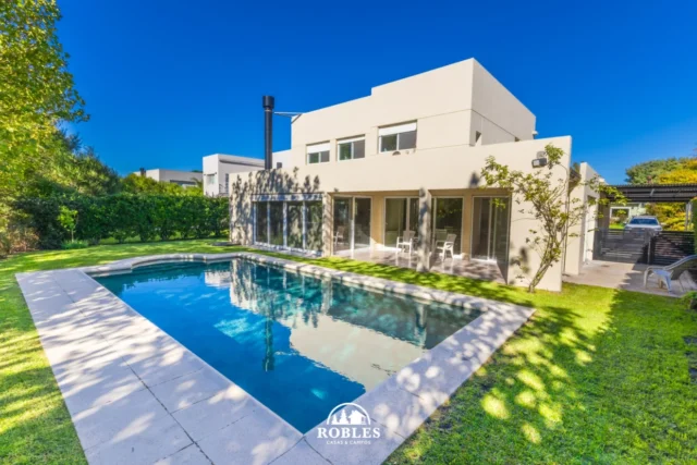 Casas, chalets en Venta — Rumenco