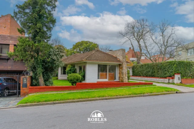 Casas, chalets en Venta — buenos aires 3570
