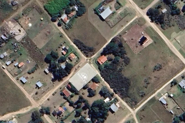 Lotes y terrenos en Venta — C. 797 410