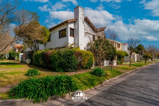 PH en Venta — Almafuerte 708