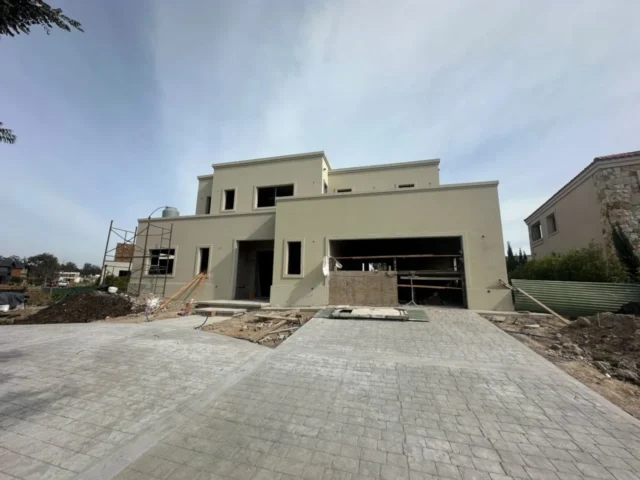 Casas, chalets en Venta — Casonas del Haras