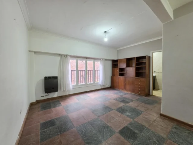 Departamentos, pisos y semipisos en Alquiler — Rodriguez Peña 174