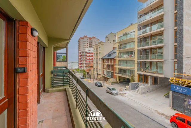 Departamentos, pisos y semipisos en Venta — alem 3690