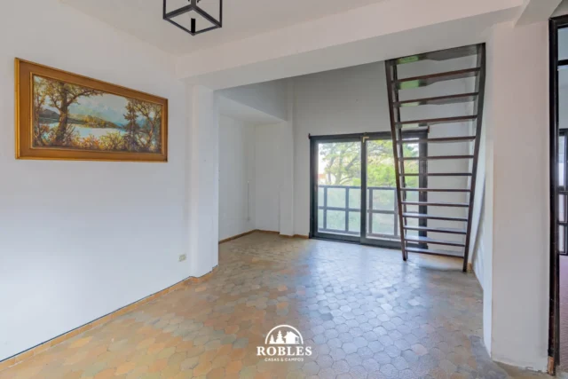 Departamentos, pisos y semipisos en Venta — Aristobulo del Valle 3631