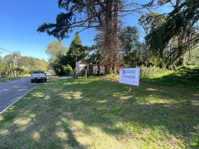 Lotes y terrenos en Venta — Aldo 600