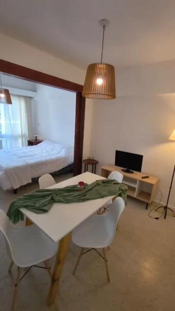 Departamentos, pisos y semipisos en Venta — Sarmiento 2400