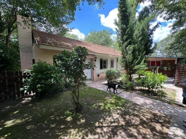 Casas, chalets en Venta — Camilo  200