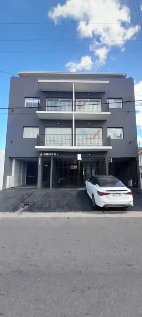 Departamentos, pisos y semipisos en Venta — Chacabuco 5800