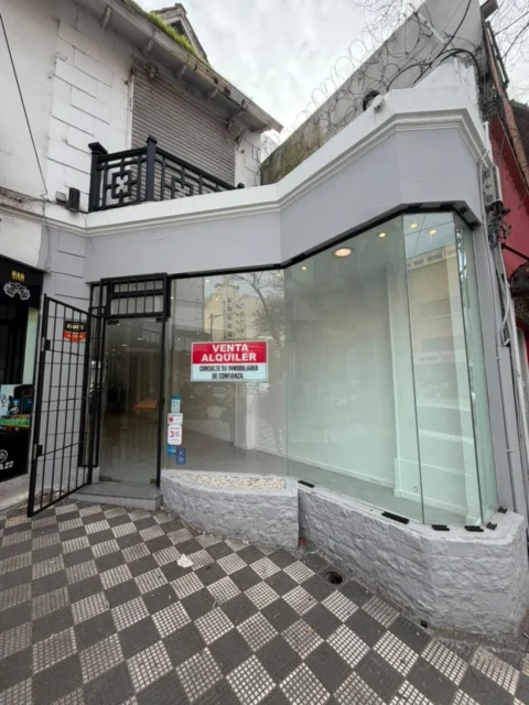 Locales en Venta — Catamarca 1600