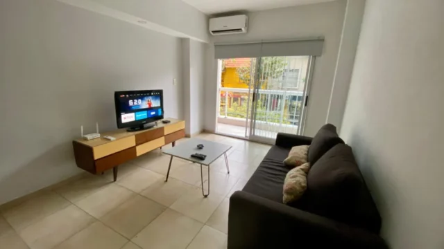 Departamentos, pisos y semipisos en Venta — Alberti 1500