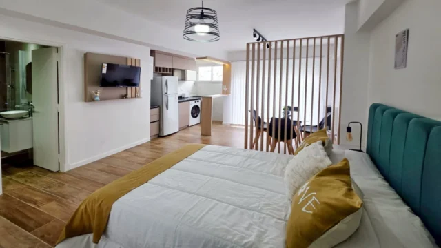 Departamentos, pisos y semipisos en Venta — Sarmiento 2400