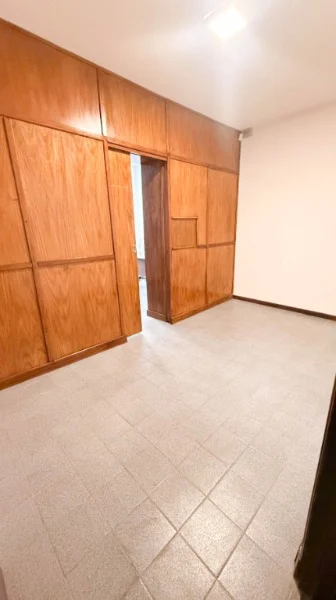 Oficinas en Alquiler — RIVADAVIA 2700