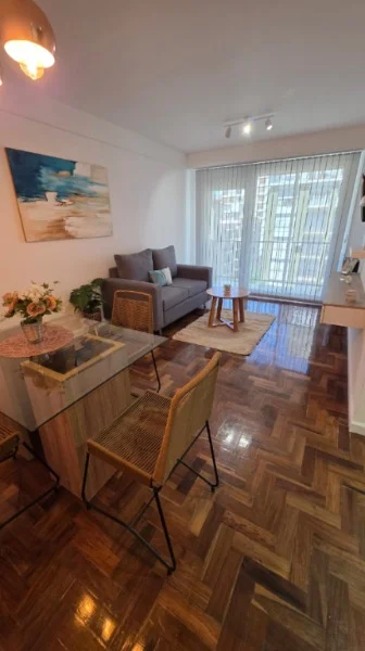 Departamentos, pisos y semipisos en Venta — Av. Colón  1800