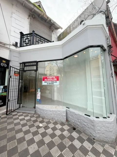 Locales en Venta — Catamarca 1600