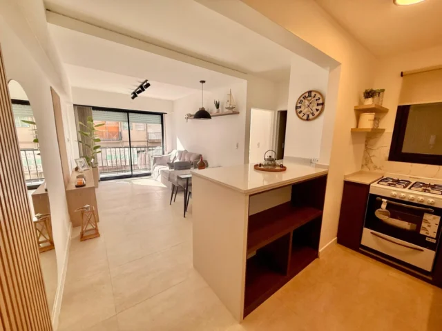 Departamentos, pisos y semipisos en Venta — Belgrano 2300