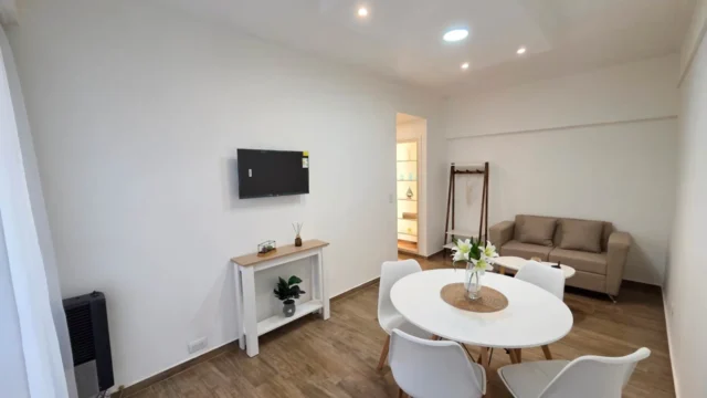 Departamentos, pisos y semipisos en Venta — Belgrano 2200