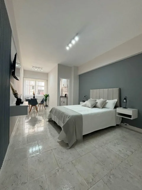 Departamentos, pisos y semipisos en Venta — MORENO 2200
