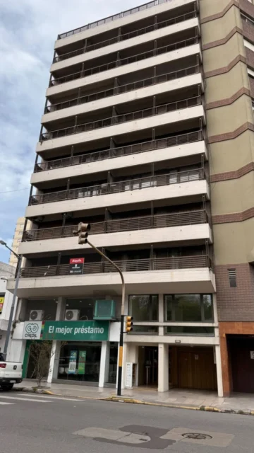 Departamentos, pisos y semipisos en Alquiler — Belgrano 2900