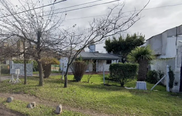 Casas, chalets en Venta — Piedrabuena y El Hornero