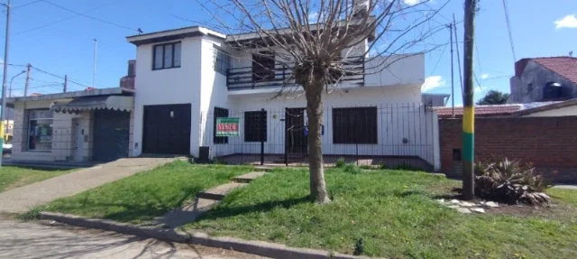 Casas, chalets en Venta — Casildo Villar 2383