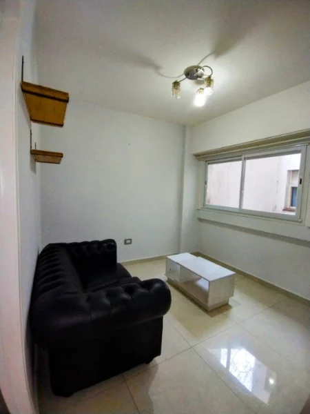 Departamentos, pisos y semipisos en Venta — Falucho 1700
