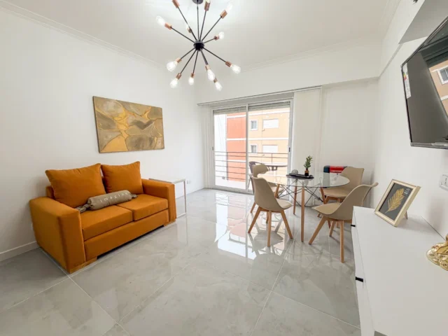 Departamentos, pisos y semipisos en Venta — BROWN 2400