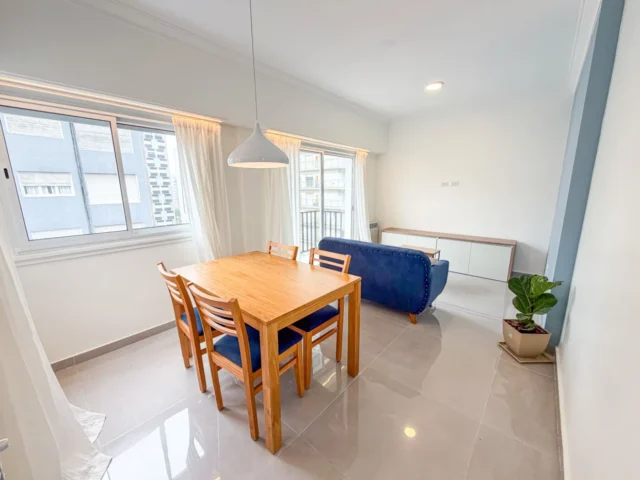 Departamentos, pisos y semipisos en Venta — ENTRE RIOS 2100