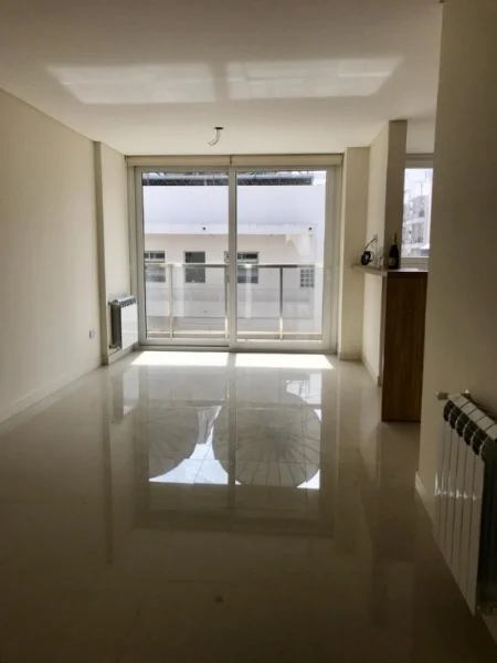 Departamentos, pisos y semipisos en Venta — BALCARCE 3200