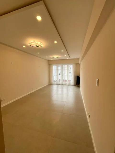 Departamentos, pisos y semipisos en Venta — RIVADAVIA 2350