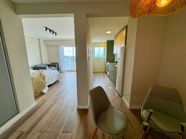 Departamentos, pisos y semipisos en Venta — CORRIENTES 2400