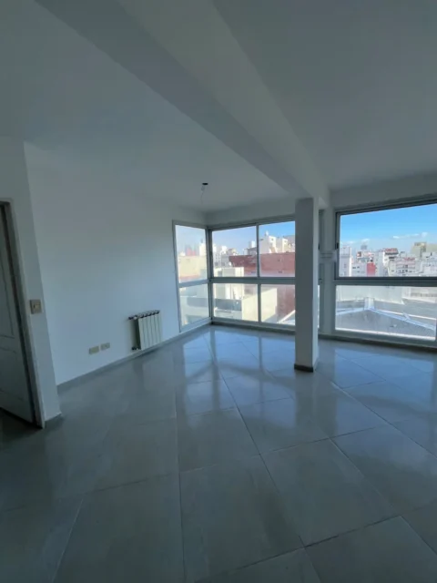 Departamentos, pisos y semipisos en Venta — CHACABUCO 3250