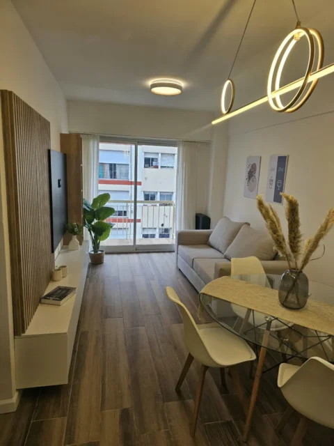 Departamentos, pisos y semipisos en Venta — GASCÓN 2500