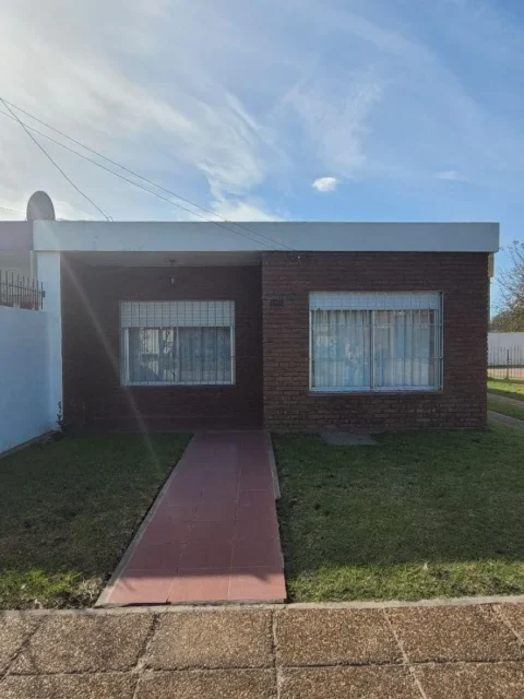 Casas, chalets en Venta — 9 de Julio 8900