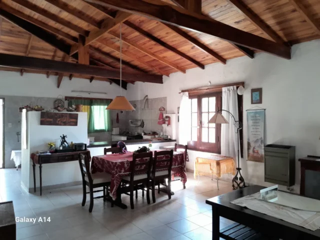 Casas, chalets en Venta — NECOCHEA 8250