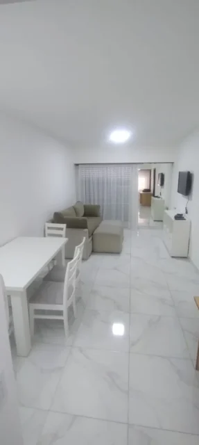 Departamentos, pisos y semipisos en Alquiler — Sarmiento 2185 - 6 Piso