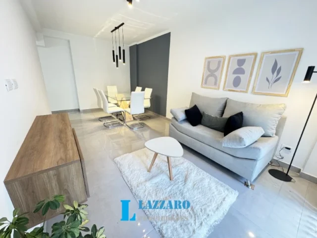 Departamentos, pisos y semipisos en Venta — Santiago Del Estero 2300