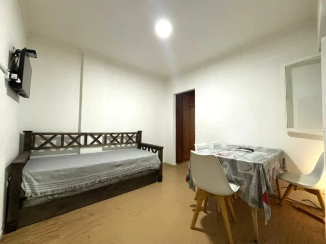 Departamentos, pisos y semipisos en Alquiler para Estudiantes — Entre Rios 1800